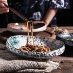 Assiette creuse japonaise en céramique élégante