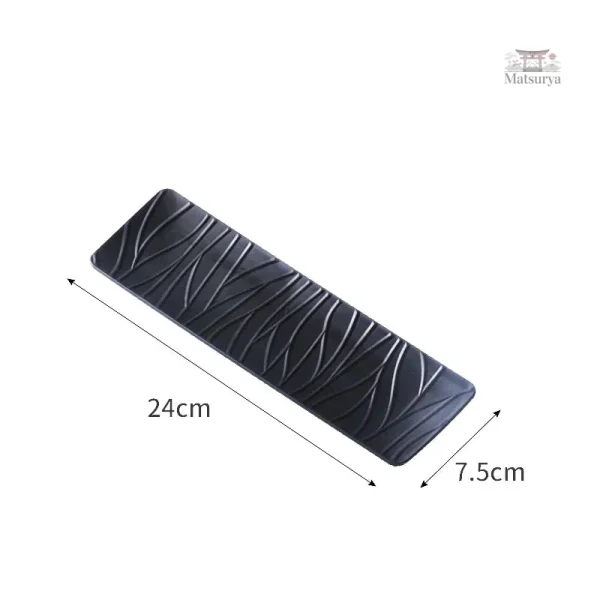 Assiette design pour repas japonais