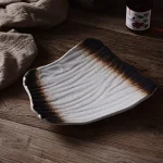Assiette japonaise élégante pour servir des sushis