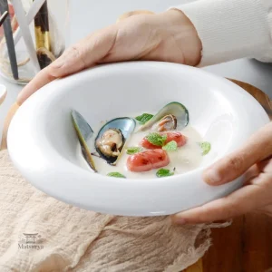 Assiette Japonaise élégante pour une présentation raffinée