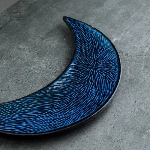 Assiette en céramique au motif lunaire japonais