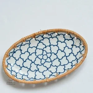 Assiette en rotin, touche asiatique pour votre table