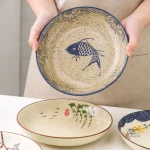 Assiette peinte à la main, style japonais traditionnel
