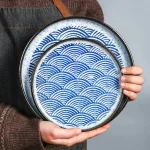 Assiette japonaise à motif de vague en bleu
