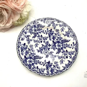 Assiette en porcelaine japonaise décorative
