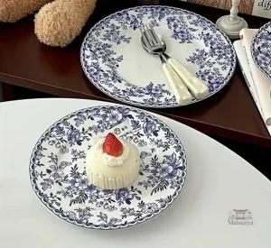 Assiette japonaise en porcelaine, design élégant