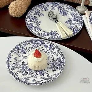 Assiette japonaise en porcelaine, design élégant