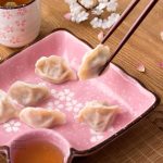 Assiette japonaise Sakura, motif floral délicat