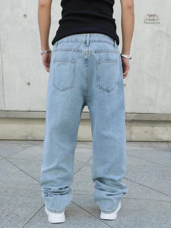 Pantalon baggy, mode streetwear inspirée du Japon