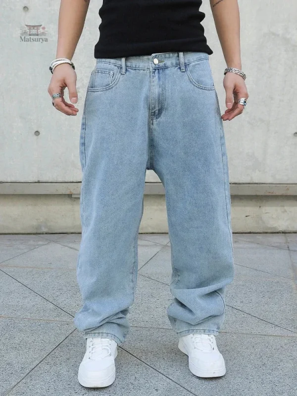 Pantalon streetwear japonais, essentiel de la mode actuelle