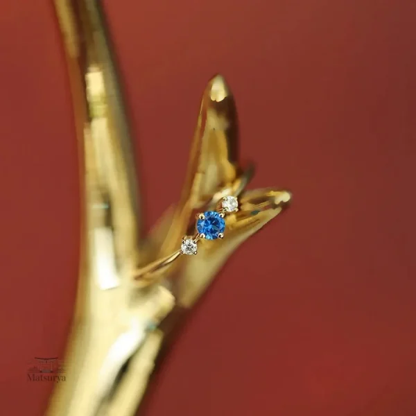 Bague en Zircon Bleu, symbole d'amour éternel