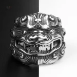 Bijoux en acier inspirés de l'art japonais