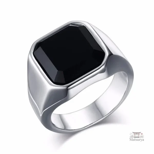 Bague japonaise élégante en acier noir