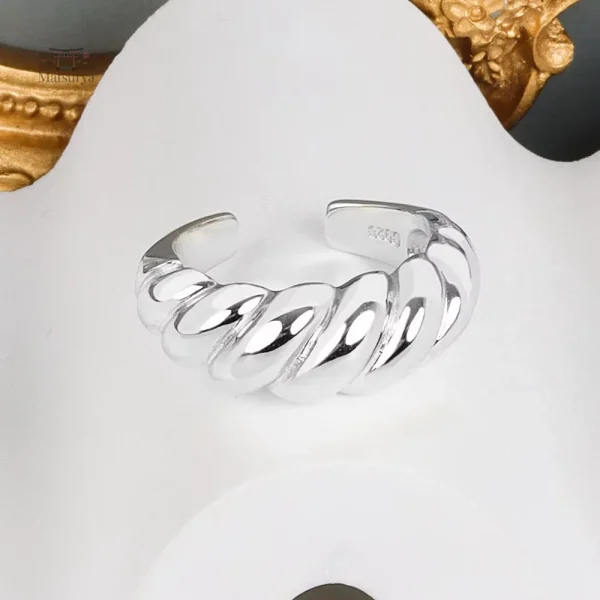 bague-japonaise-elegante-en-argent-1 Bague Élégante Japonaise en Argent