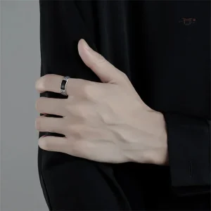 Bague en argent au design japonais minimaliste