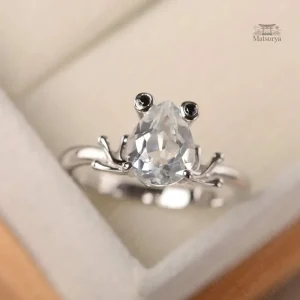 Bague Japonaise en cristal avec motif grenouille