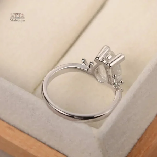 Accessoire japonais : bague grenouille en cristal
