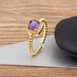 Bijou japonais en zircone cubique élégant