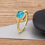 Bague japonaise avec zircone cubique scintillant