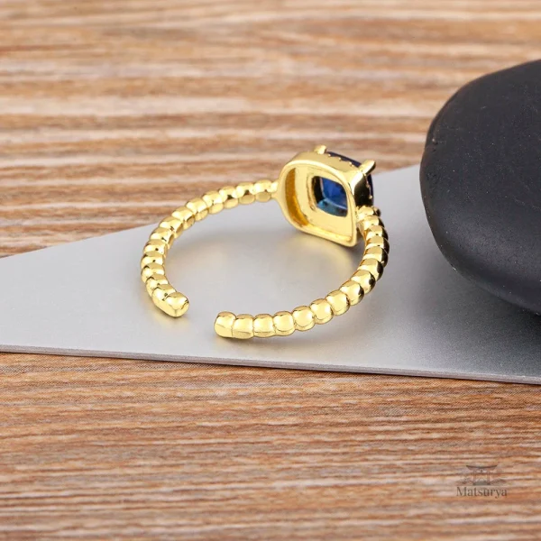Bague japonaise moderne en zircone cubique