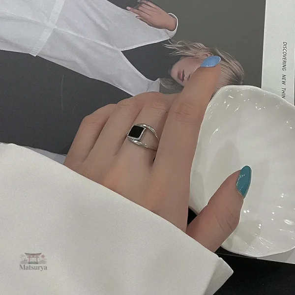 Bague en métal japonais, ajustable et élégante