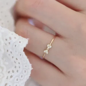 Bague femme style japonais avec motifs raffinés