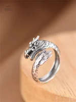 Accessoire de mode : bague dragon inspirée du Japon