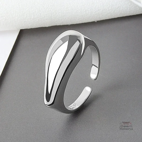 bague-japonaise-stylee-1 Bague Japonaise Stylée au design élégant et moderne