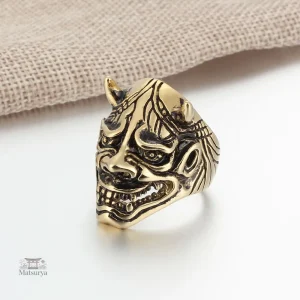 Bague démon japonais en design unique et artisanal