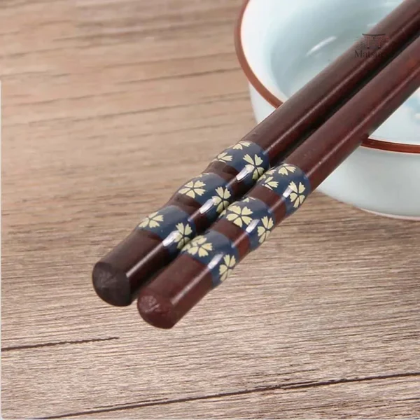 baguette-japonaise-a-motifs-fleurs-1-1 Baguette Japonaise à motifs floraux élégants