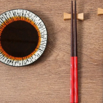 Baguette japonaise en bois pointue pour une expérience authentique