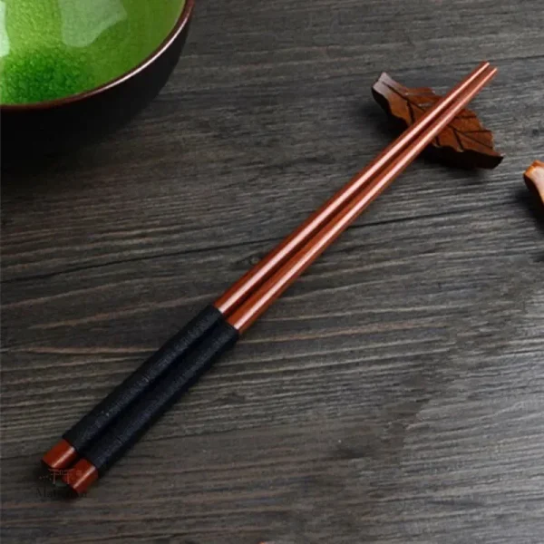 Baguette japonaise élégante pour repas