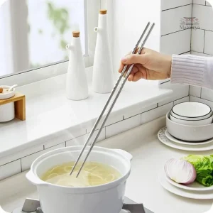Baguettes japonaises longues en bois pour la cuisine
