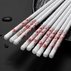 Baguettes japonaises avec motif floral élégant et délicat