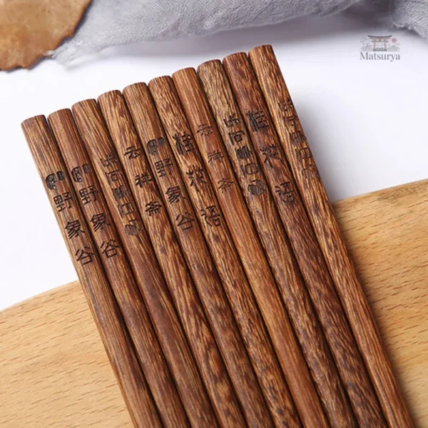 Baguettes en Bois Personnalisées pour une expérience culinaire unique
