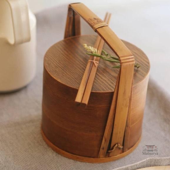 boite-a-lunch-en-bois-style-japonais-1 Boîte à lunch en bois au design japonais