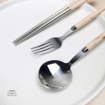 Boîte fonctionnelle pour couverts japonais