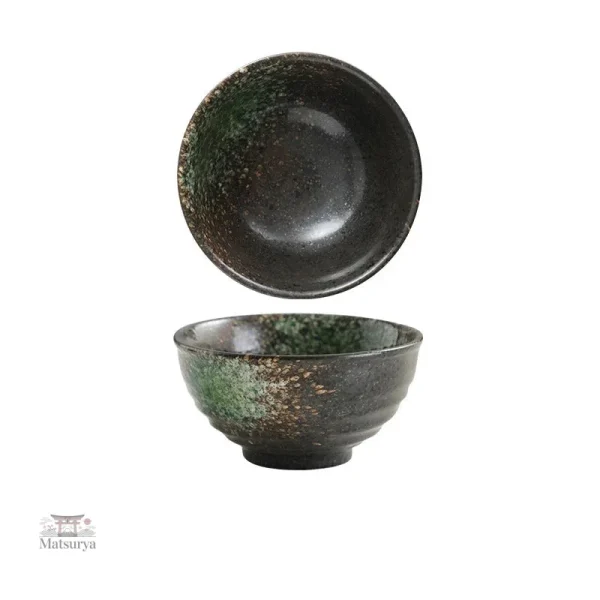Bol japonais moderne pour servir des soupes