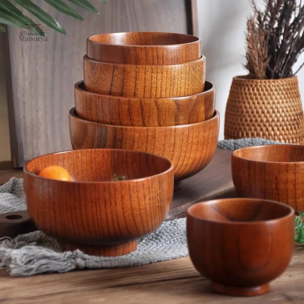 Bol en bois japonais traditionnel