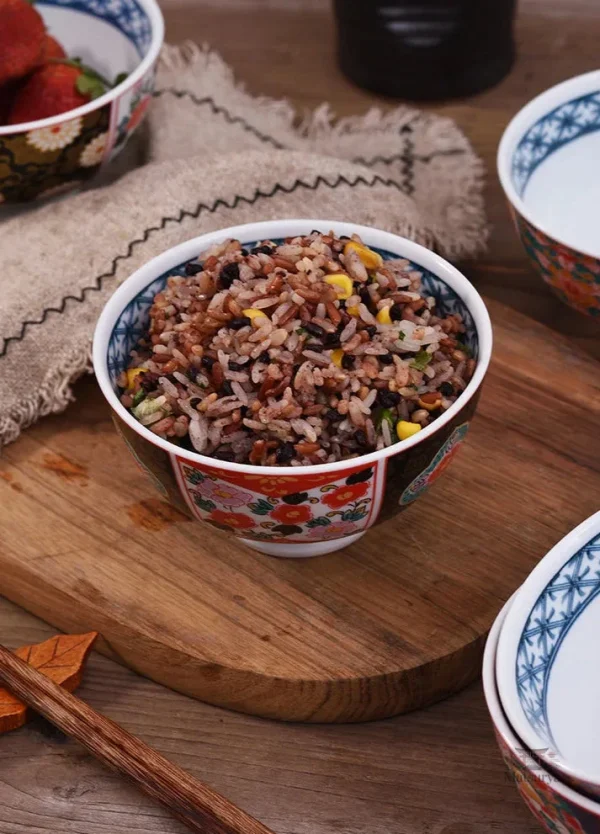 Bol Japonais traditionnel avec motifs uniques