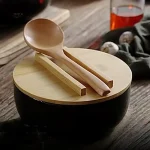 Bol japonais traditionnel avec ustensiles inclus