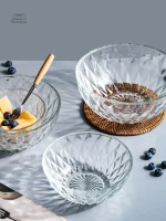 Bol en verre pour servir des plats japonais
