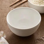 Bol Minimaliste traditionnel japonais en porcelaine