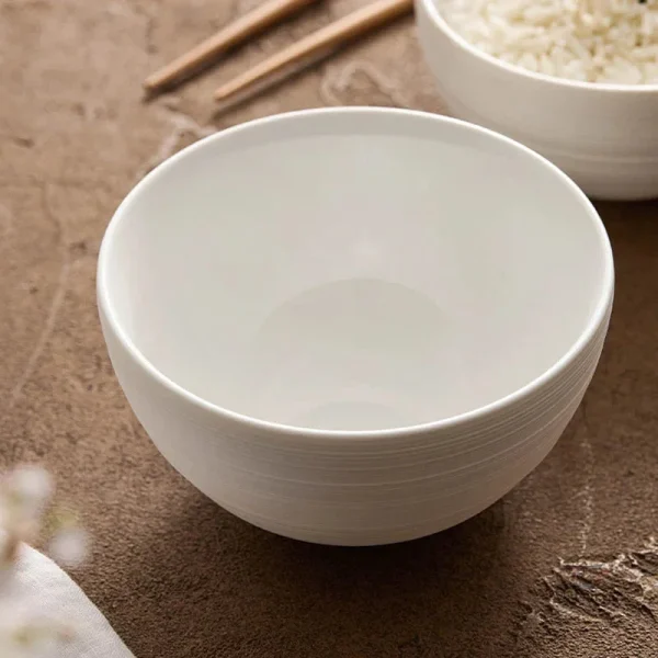 Bol Minimaliste traditionnel japonais en porcelaine
