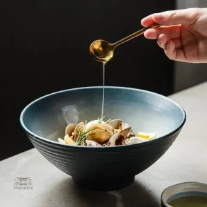 Bol japonais pour salades élégant et fonctionnel