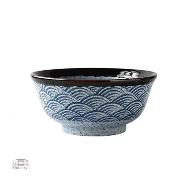 Bol traditionnel japonais, parfait pour soupes