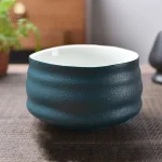 Bol de thé traditionnel pour préparation du matcha