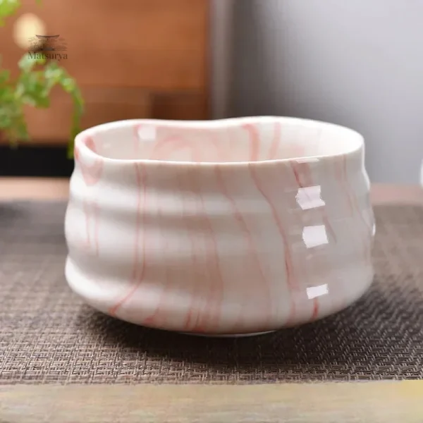 Bol matcha pour une expérience de thé raffinée
