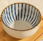 Bol en céramique au design japonais minimaliste