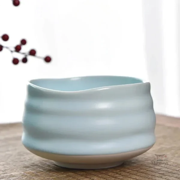 Bol à thé matcha traditionnel en porcelaine
